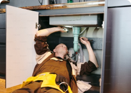 https://ooshmail.com/pro/public/Plumbers