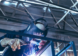 https://ooshmail.com/pro/public/Welders